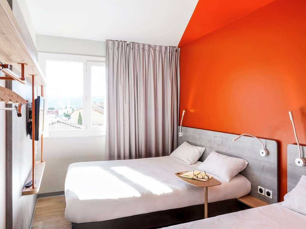 Ibis Budget Aubenas Habitación foto